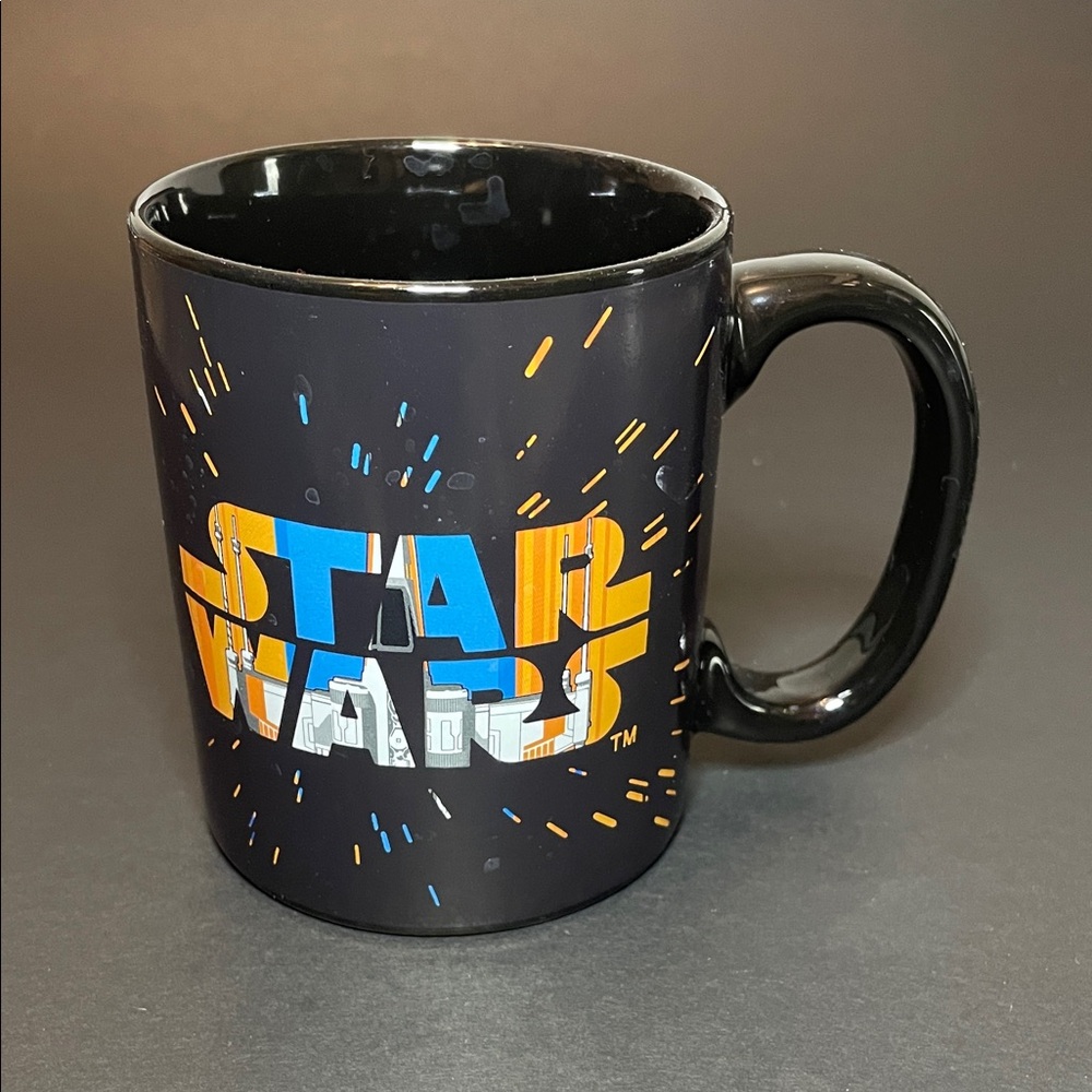 ⭐️NWOT STAR WARS Heat-Changing 2-Sided Graphic Galaxy Design Collectible Mug